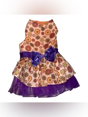 Dog Dress | Handmade | Size Medium - Fits my 22lb dog | Flowers w/Tulle